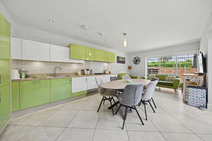 Pomegranate Road Newbold